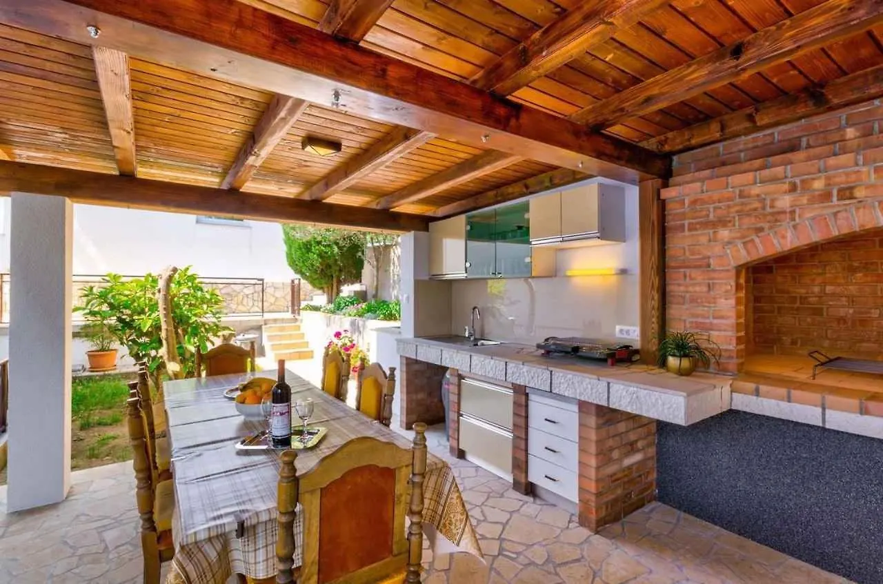 Apartments In Povile 39105