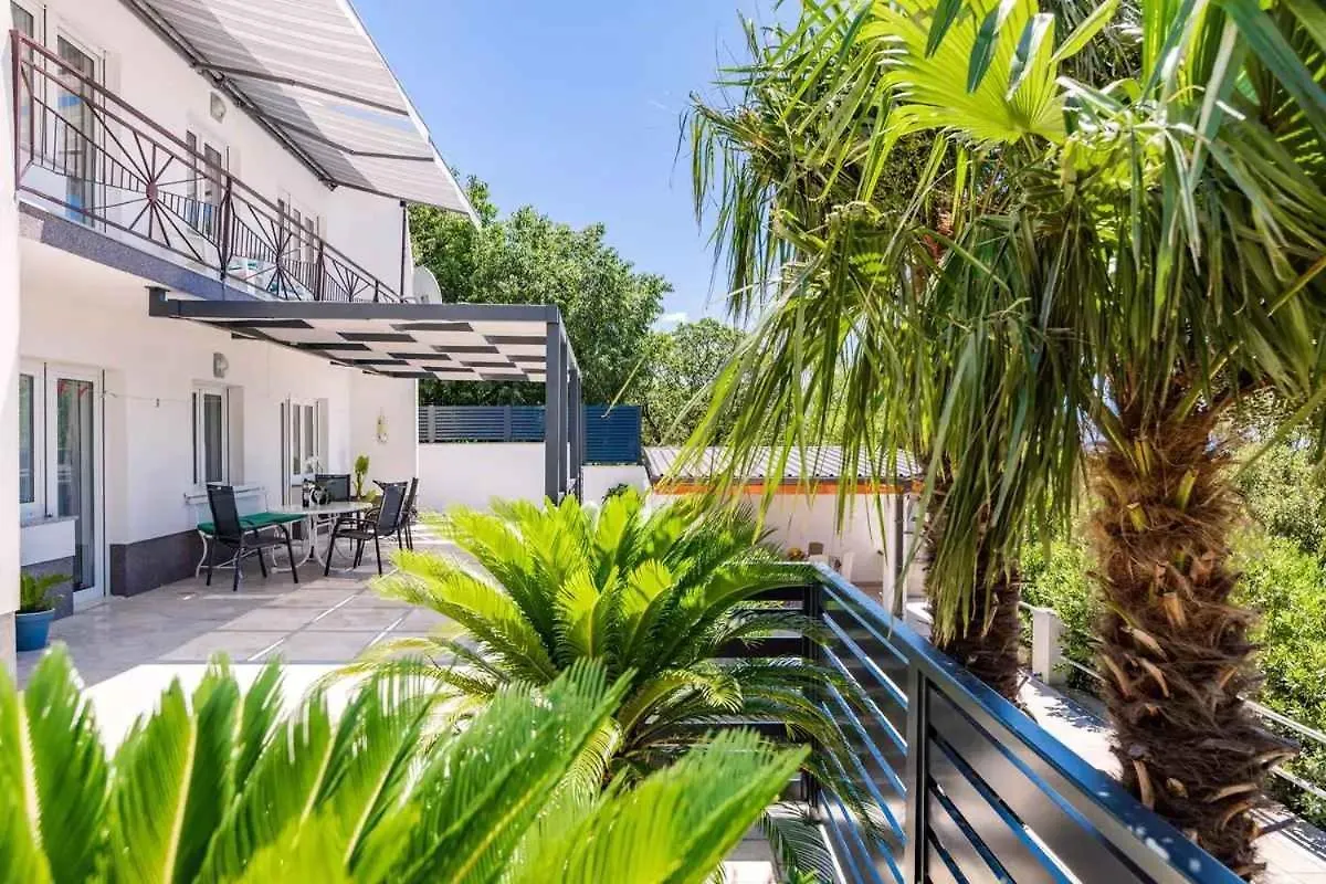 Apartments In Povile 39105 Chorvatsko